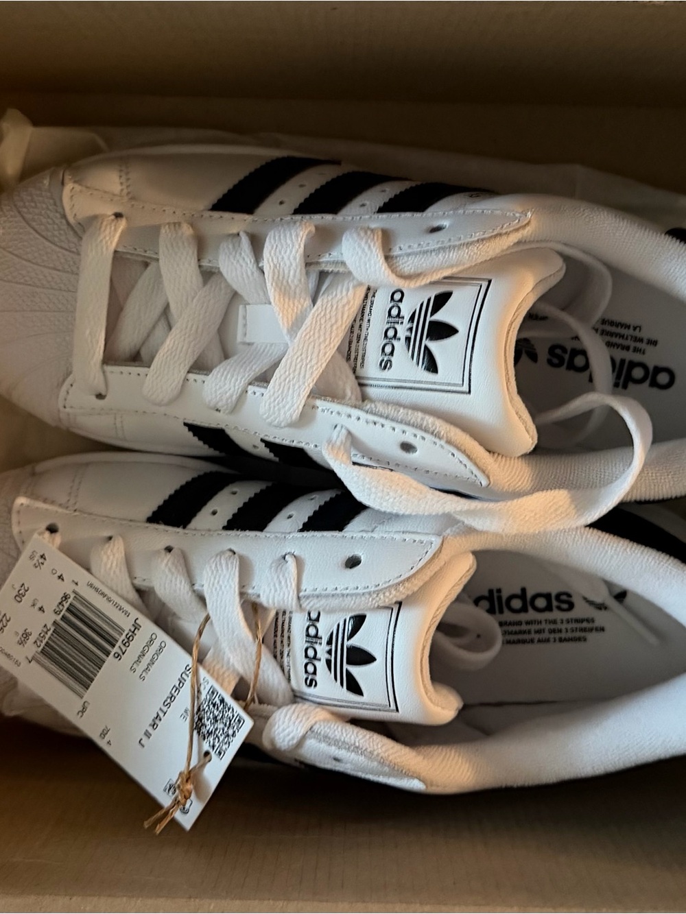 adidas - White and Black - superstars ii - women’s EU 36.5 - NWT